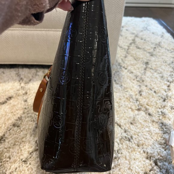 Tory Burch Brown Patent Leather tote - Picture 4 of 6